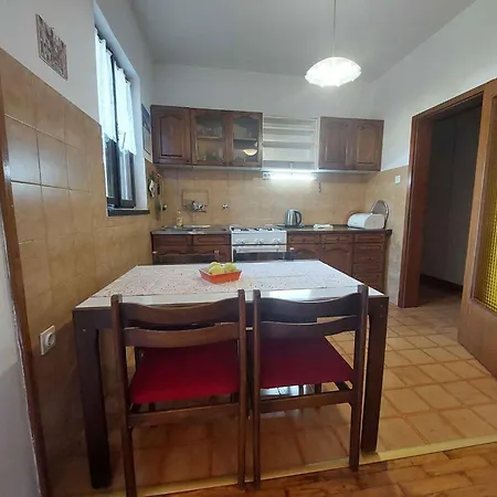 Apartment In Malinska/insel Krk 14773