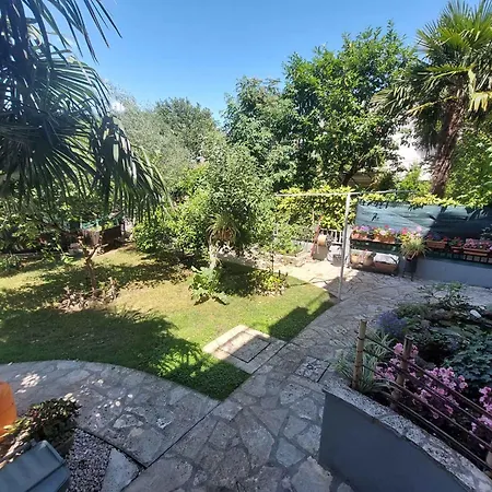 Apartment In Malinska/insel Krk 14773
